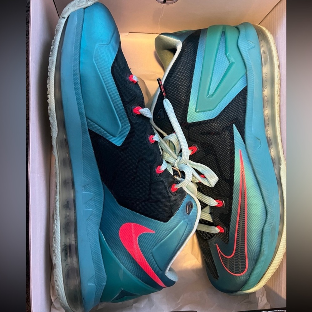 Nike Max LeBron 11 Low